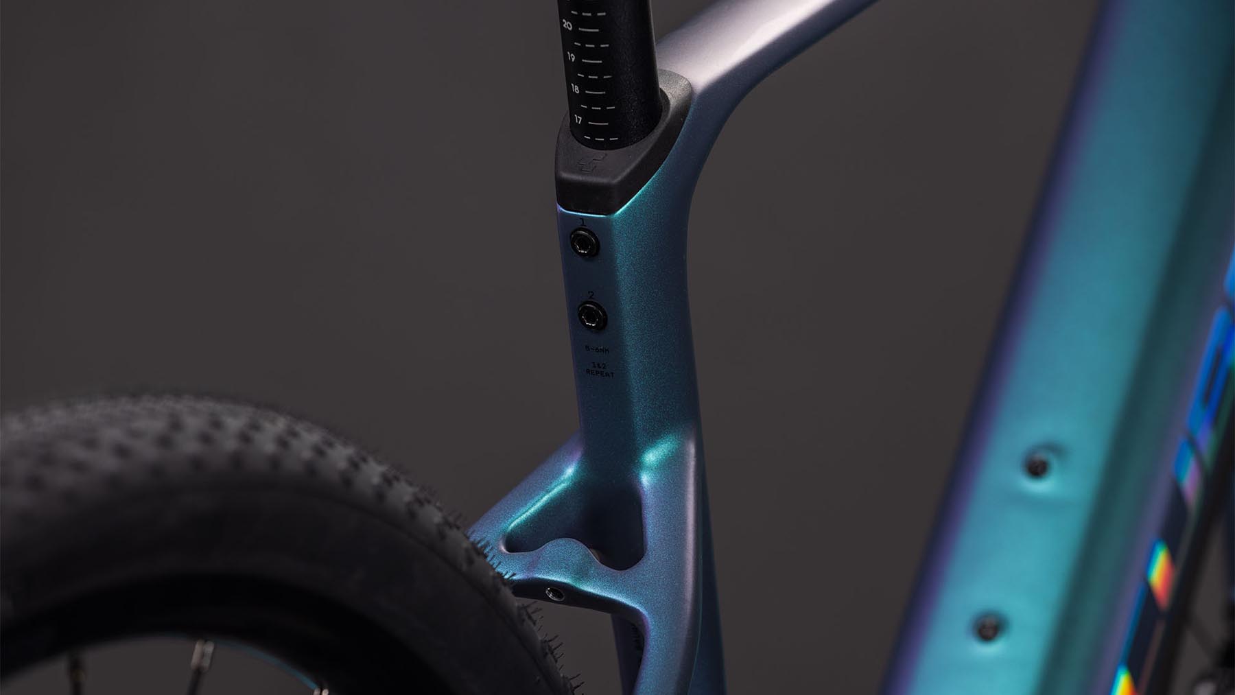 117600-Cube-Nulane-Hybrid-C-62-SLX-400X-polarlight-n-prism-2026-EBike-Fitnessrad-Herren-04